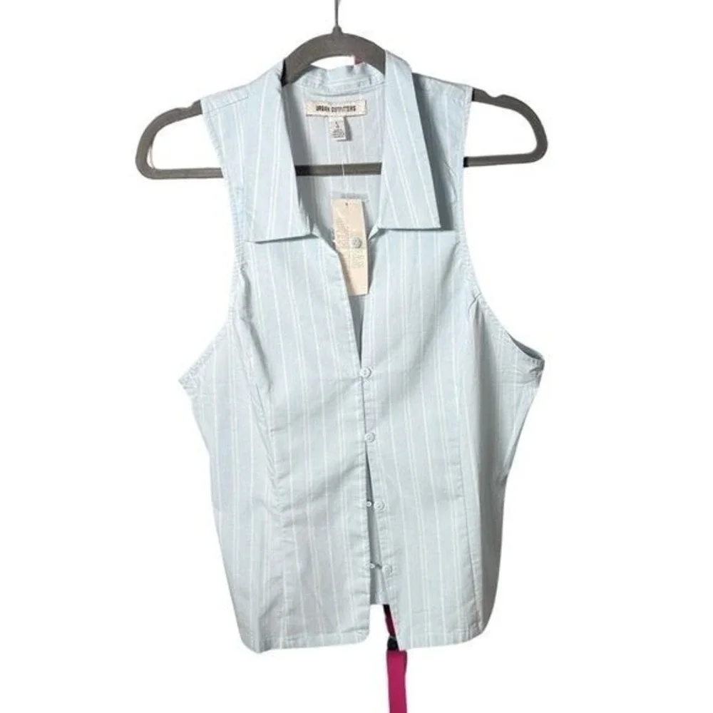 Urban Outfitters‎ Light Blue Pinstripe Sleeveless Button Down Vest Top Large NEW
